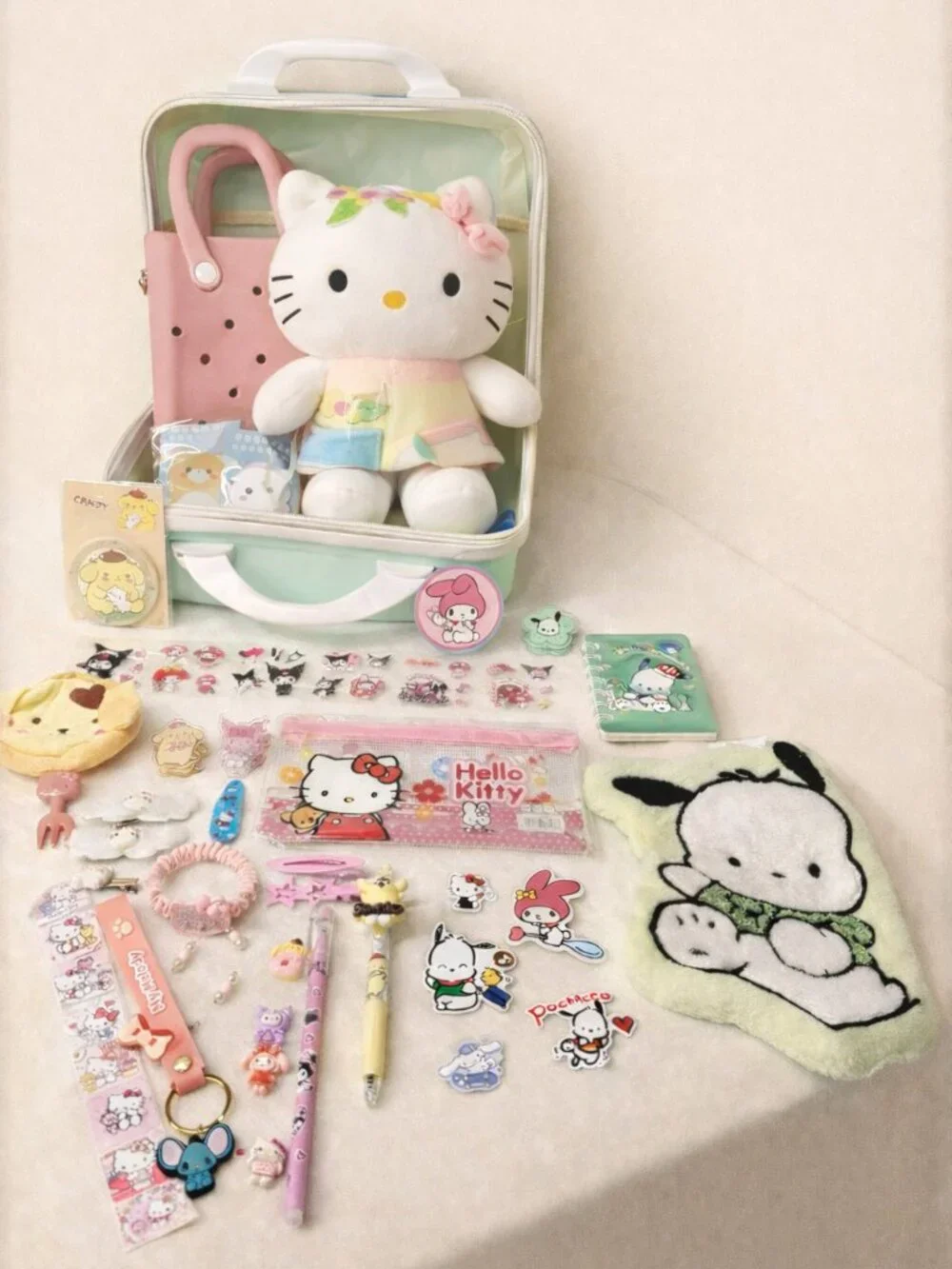 Super Big Sanrio Collector Bundle – Hello Kitty, My Melody, Cinnamoroll & More - Picture 1 of 6
